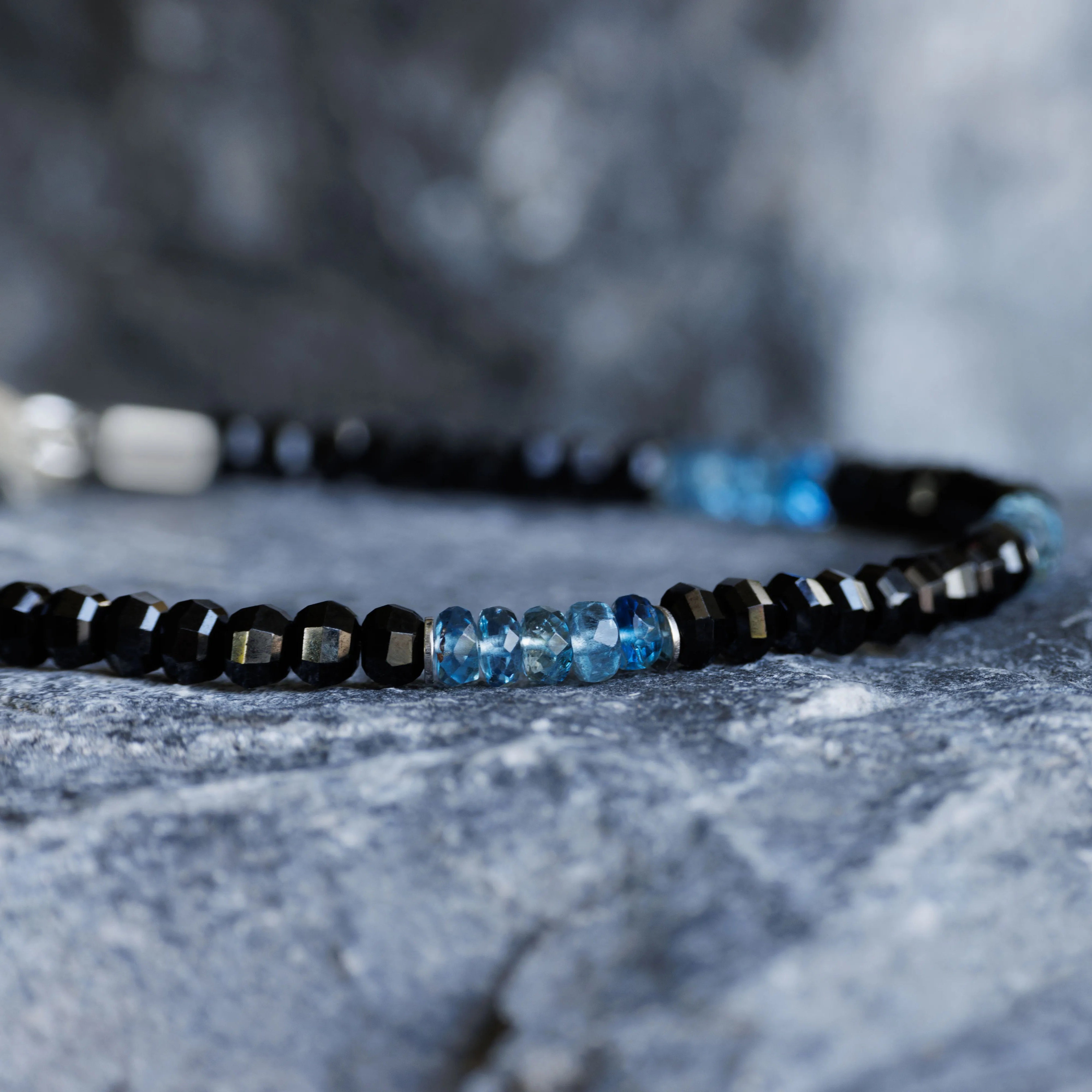 Aquamarine - Black Spinel Bracelet III (3-4mm)