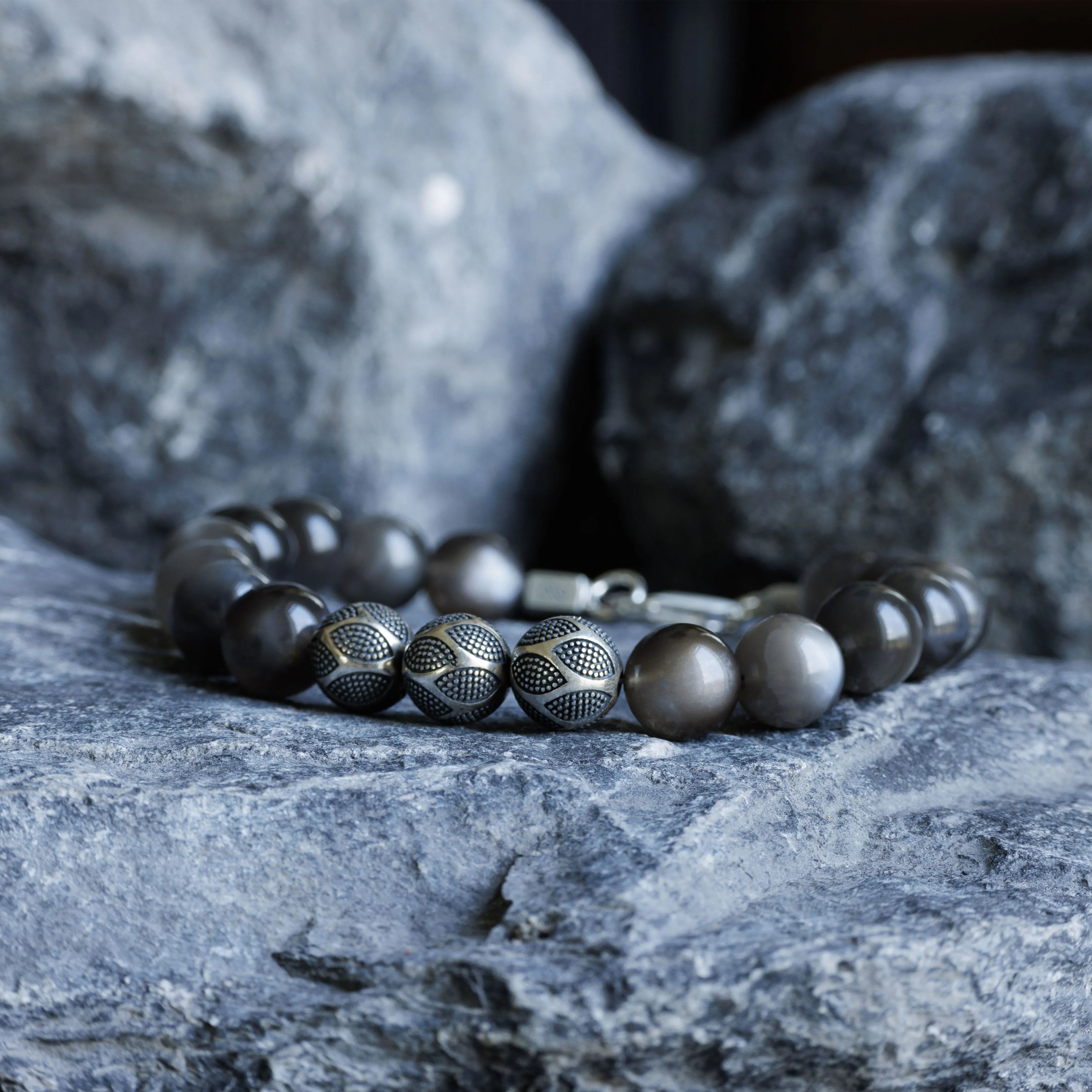 Black Moonstone Nascor Bracelet I (10mm)