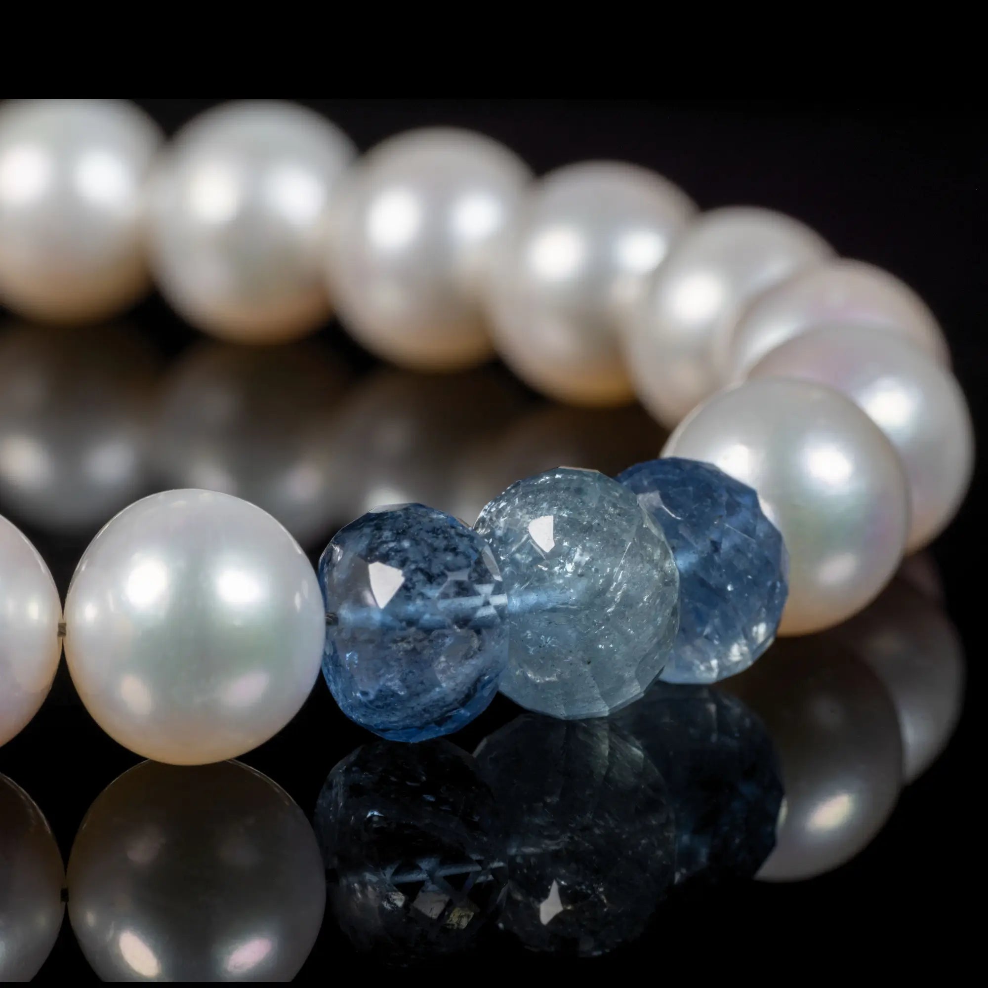 White Pearl - Aquamarine Bracelet I (9.5-10mm)