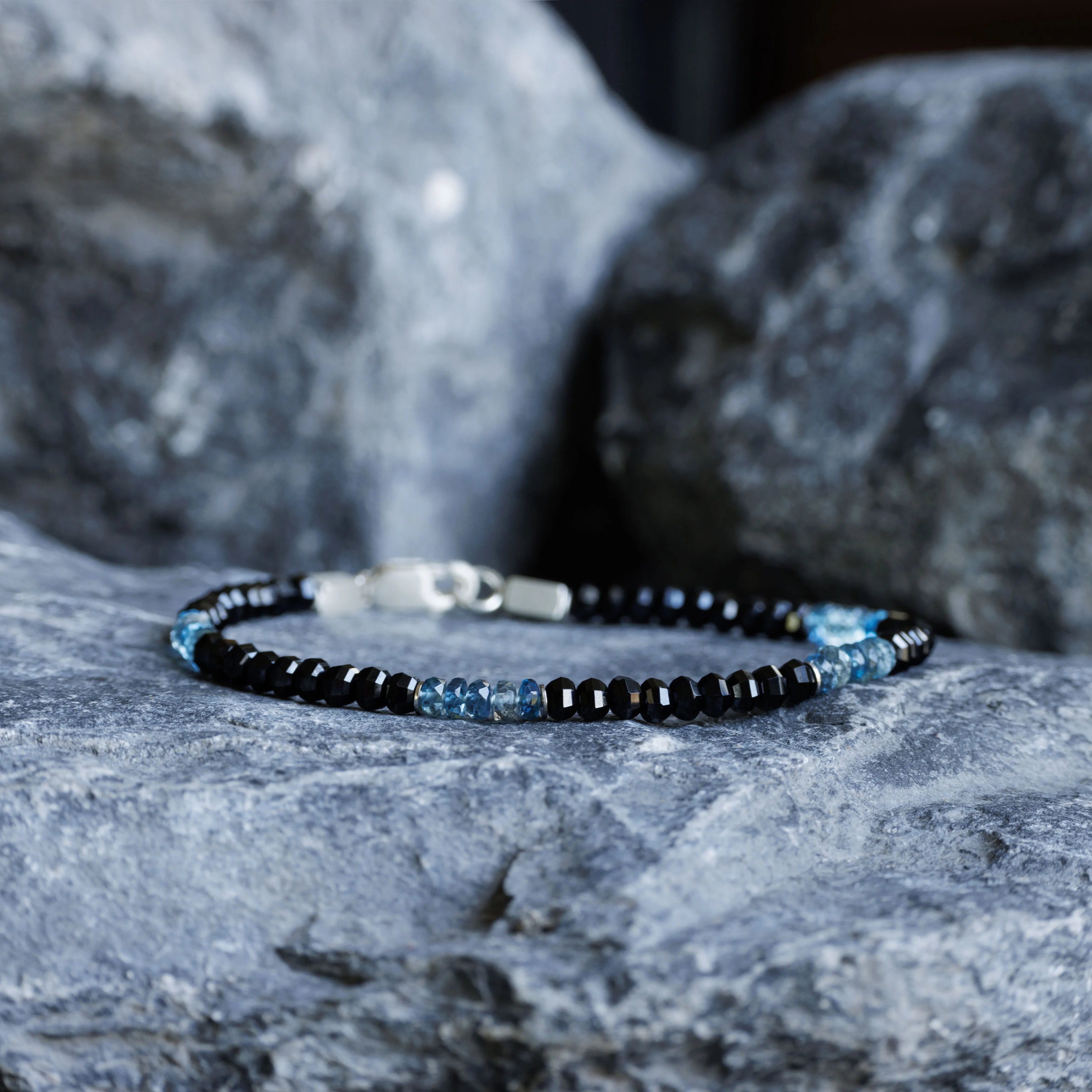 Aquamarine - Black Spinel Bracelet III (3-4mm)