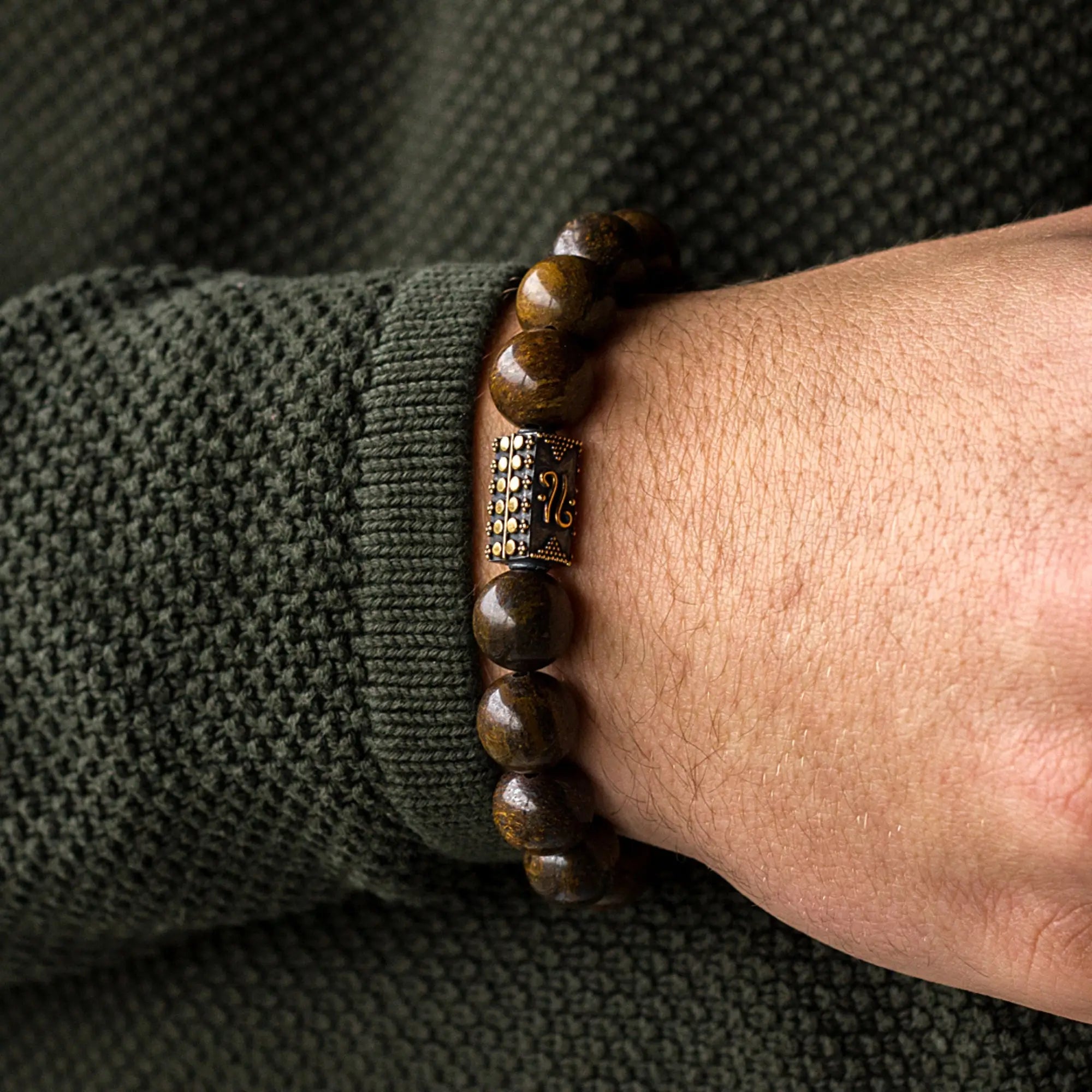 Bronzite Gold Bracelet I (12mm)