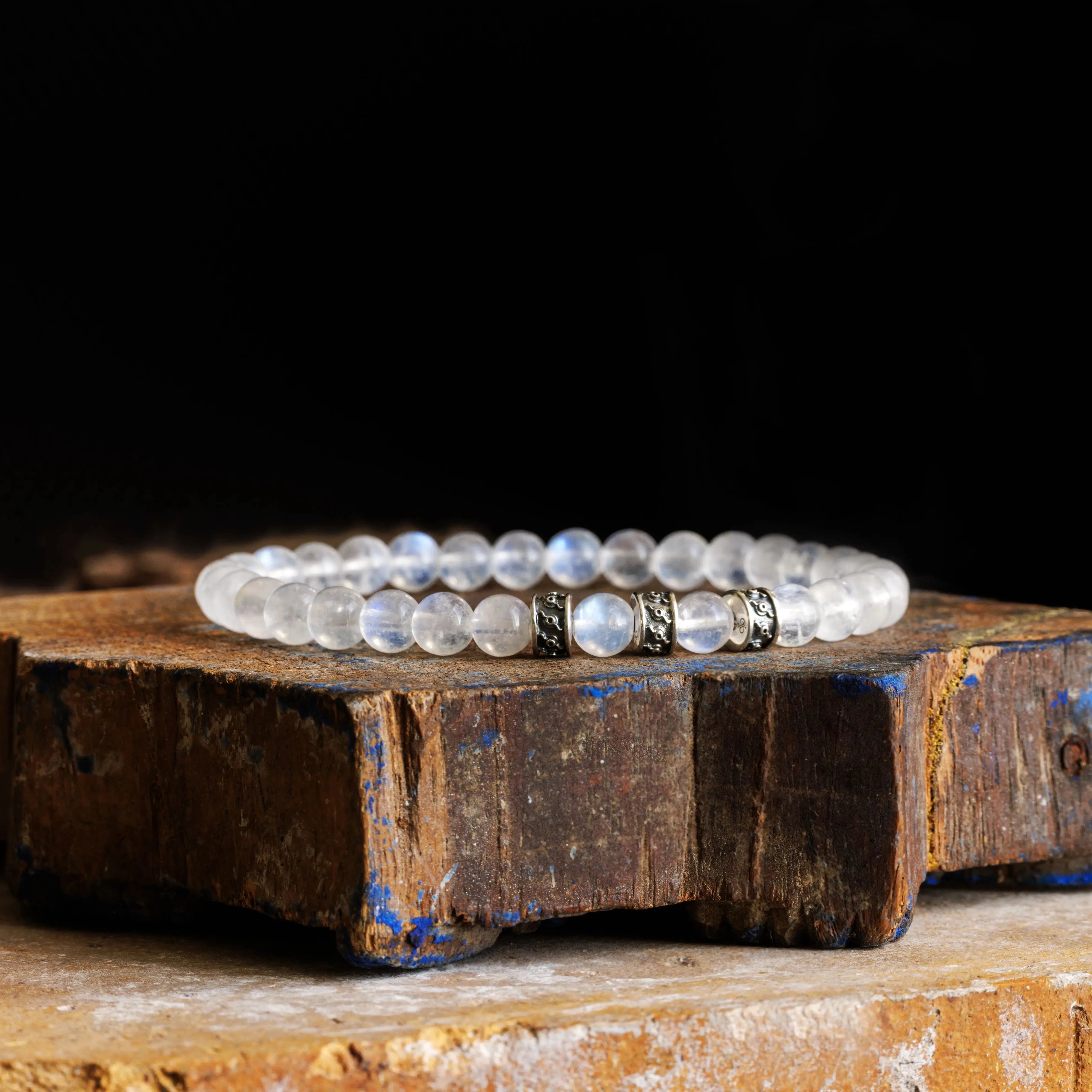 Rainbow White Moonstone Bracelet II (6mm)