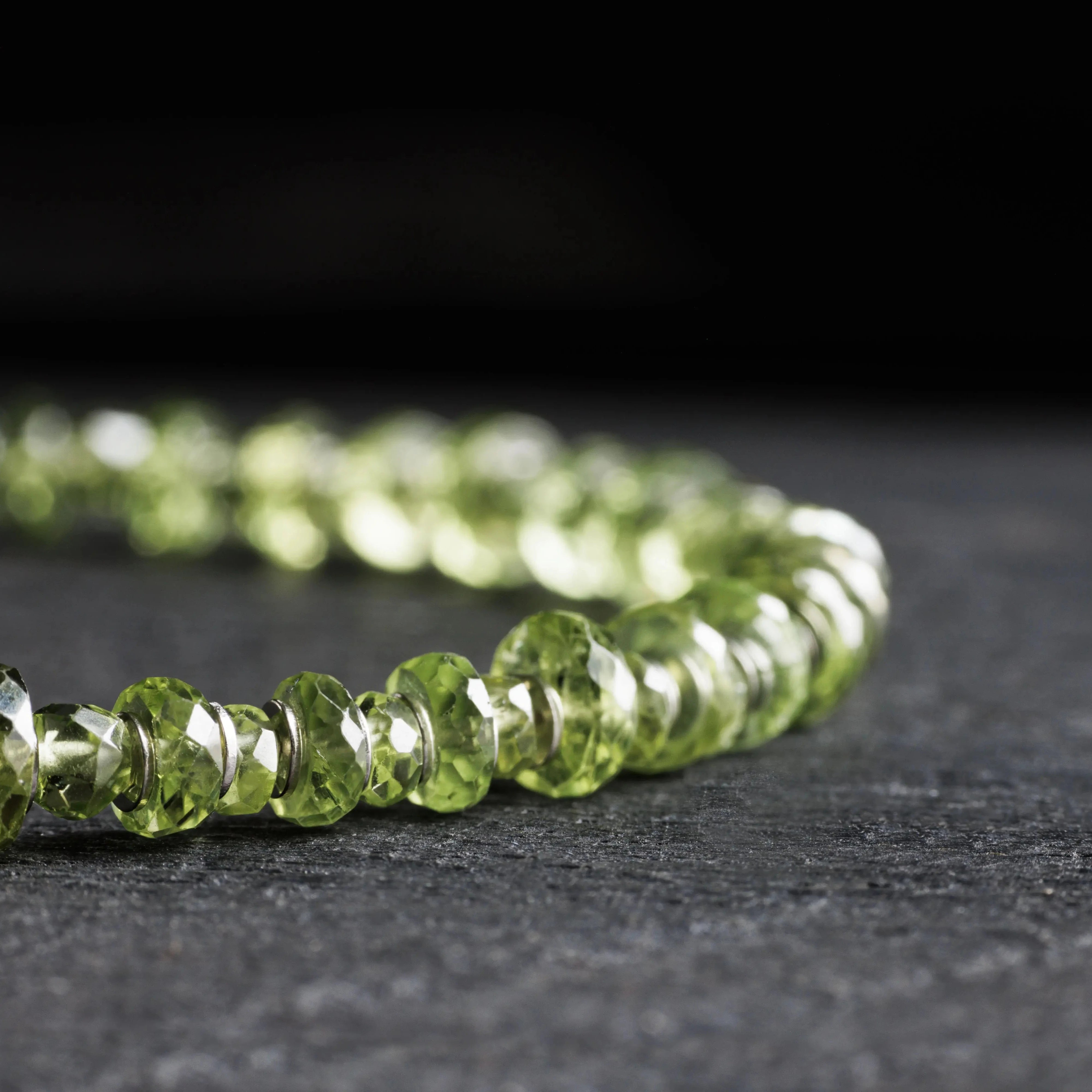 Peridot Bracelet X (4-6mm)